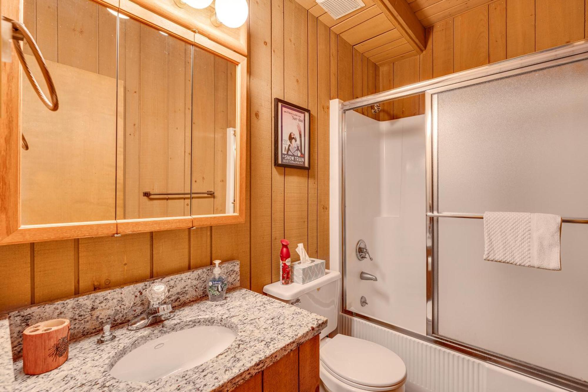 All-Season Conway Condo With Gas Grill! North Conway Exteriör bild